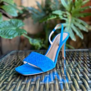 VERONICA BEARD suede sandals
